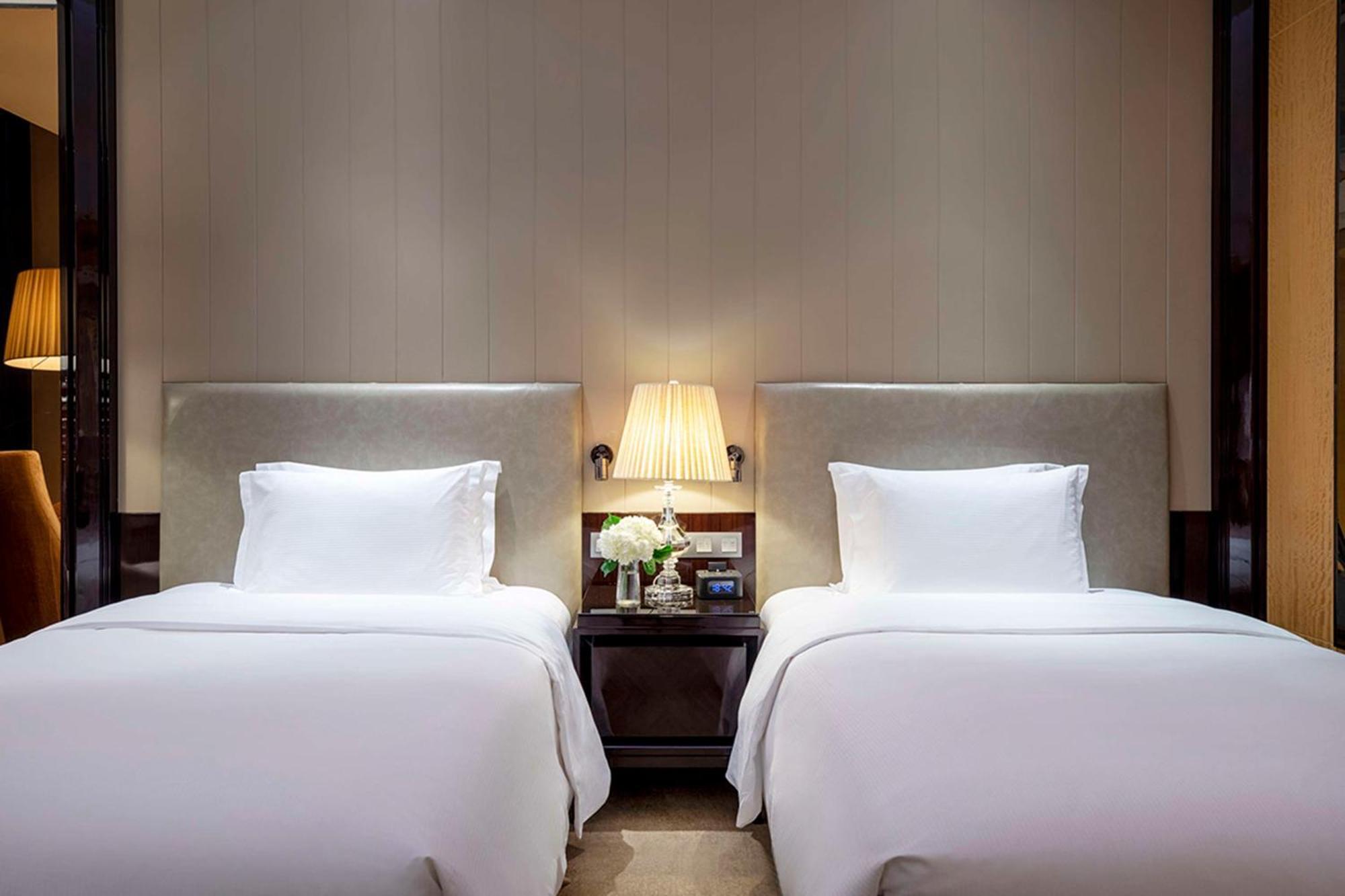 Hilton Nanjing Hotel Buitenkant foto
