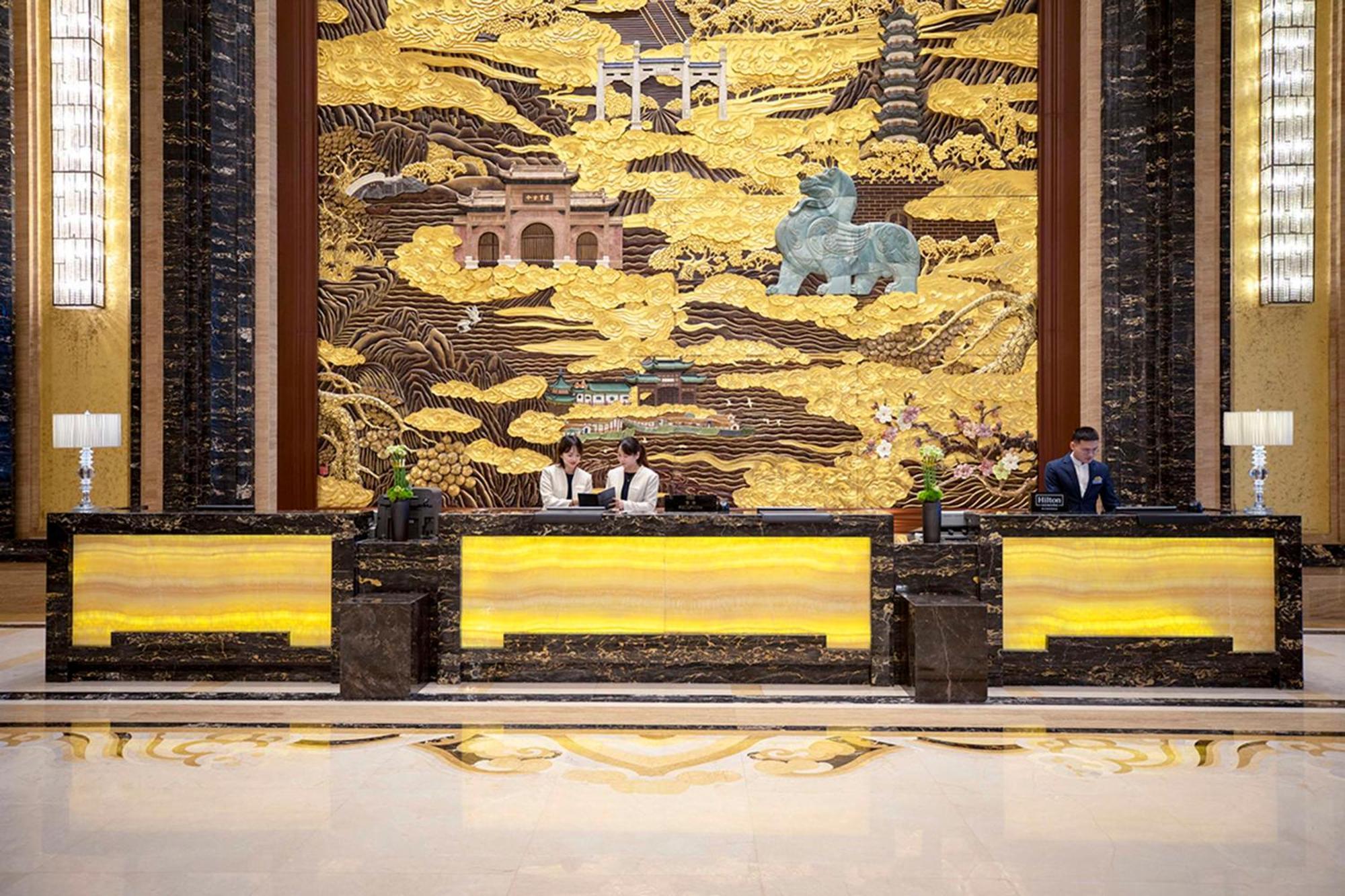 Hilton Nanjing Hotel Buitenkant foto